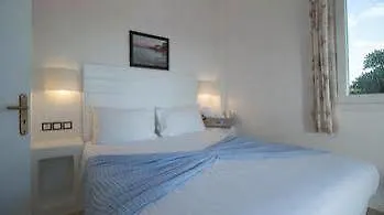 Faros Small & Restaurant 3* Aliko Beach