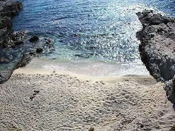 Hotell Faros Small & Restaurant 3*