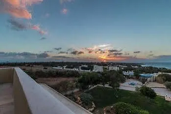 Faros Small & Restaurant 3* Aliko Beach