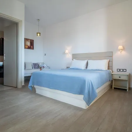 Faros Small & Restaurant Hotel 3*